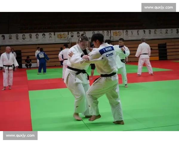 世界柔道锦标赛惊现超级冷门无名新秀绝杀卫冕冠军全场沸腾引发热议